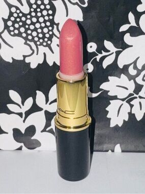 MAC Mellow Mood Lipstick